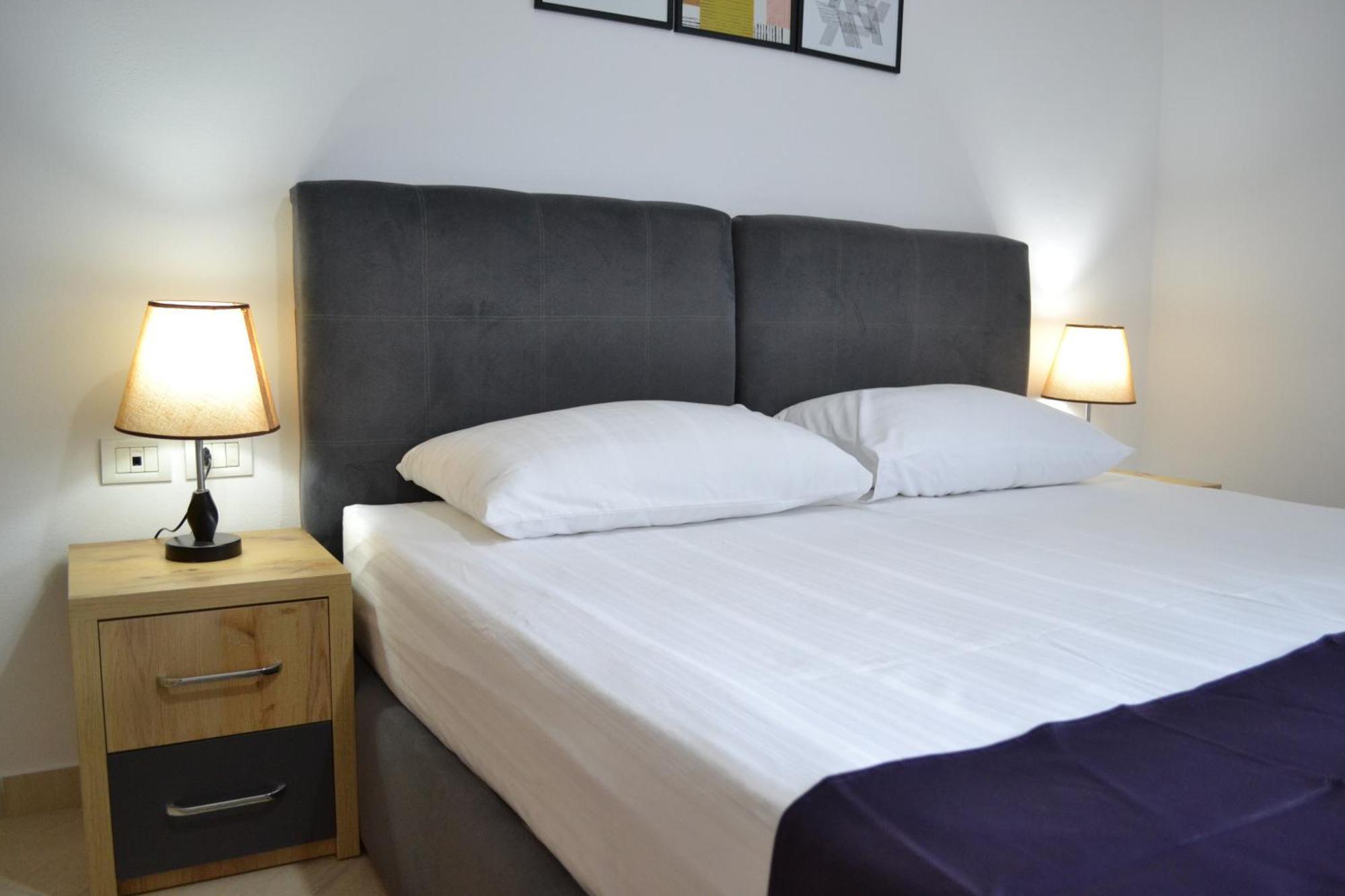 Seaview Gateway 2 Bedrooms Apartment & Garage Vlorë Екстериор снимка