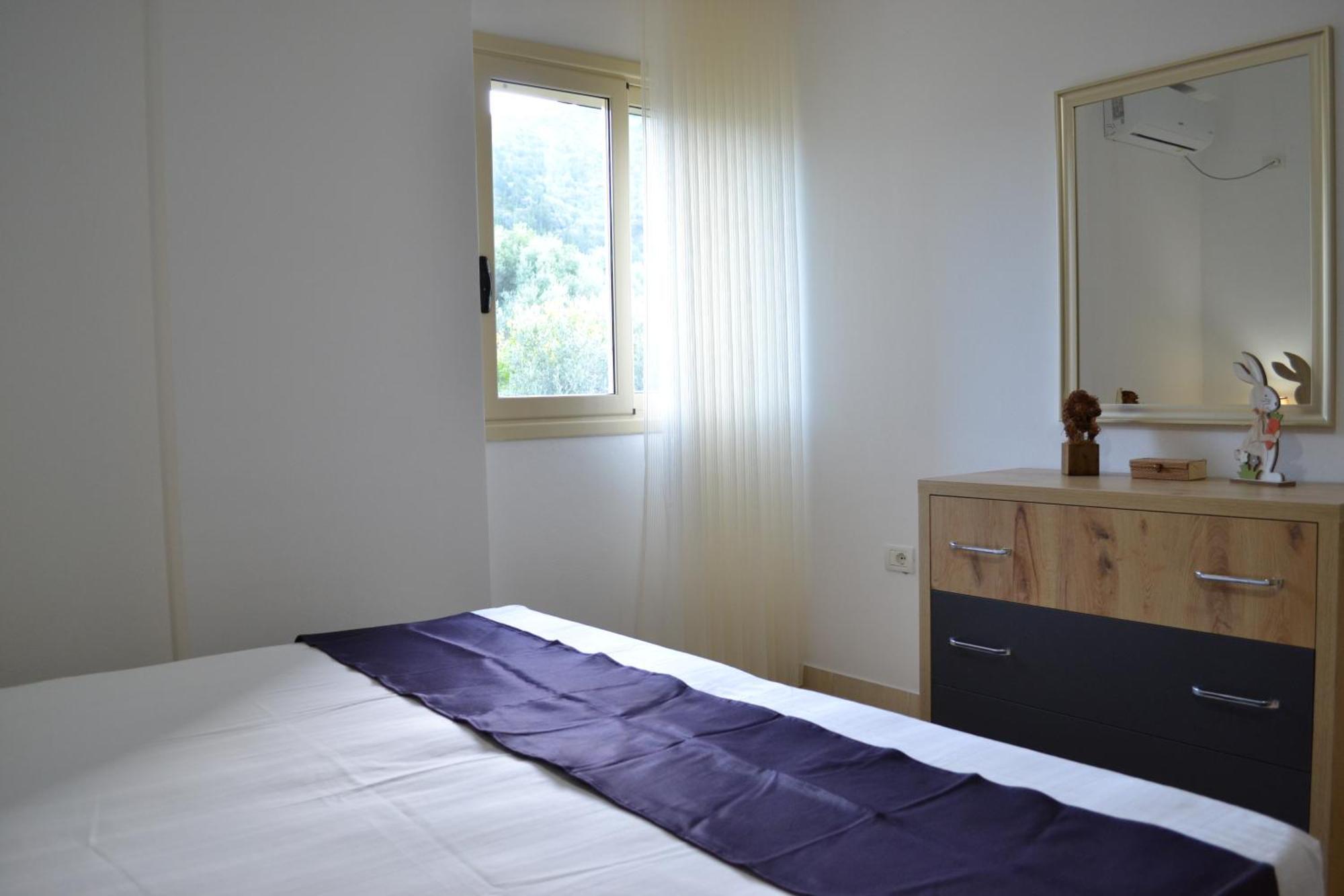Seaview Gateway 2 Bedrooms Apartment & Garage Vlorë Екстериор снимка