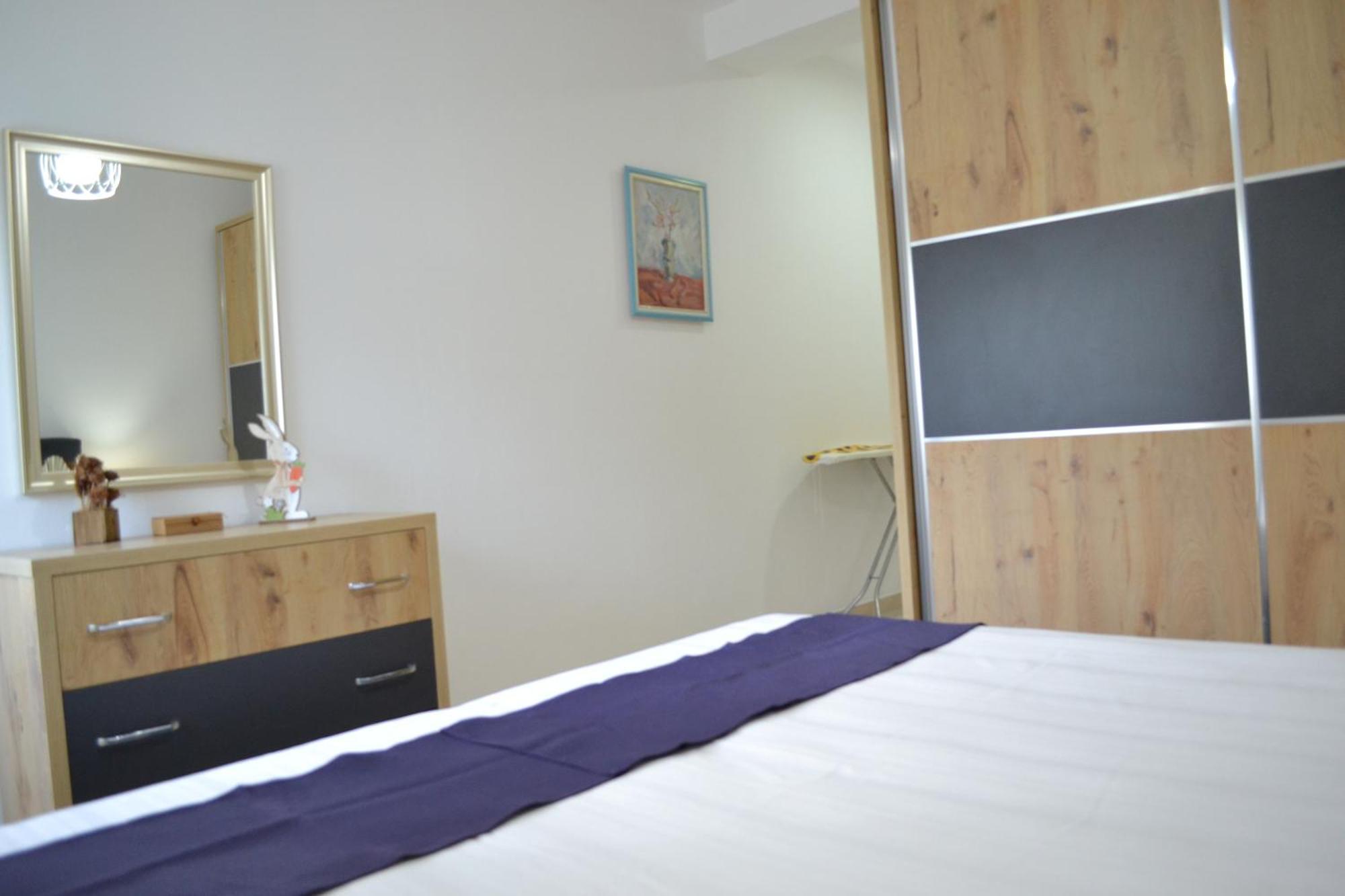 Seaview Gateway 2 Bedrooms Apartment & Garage Vlorë Екстериор снимка