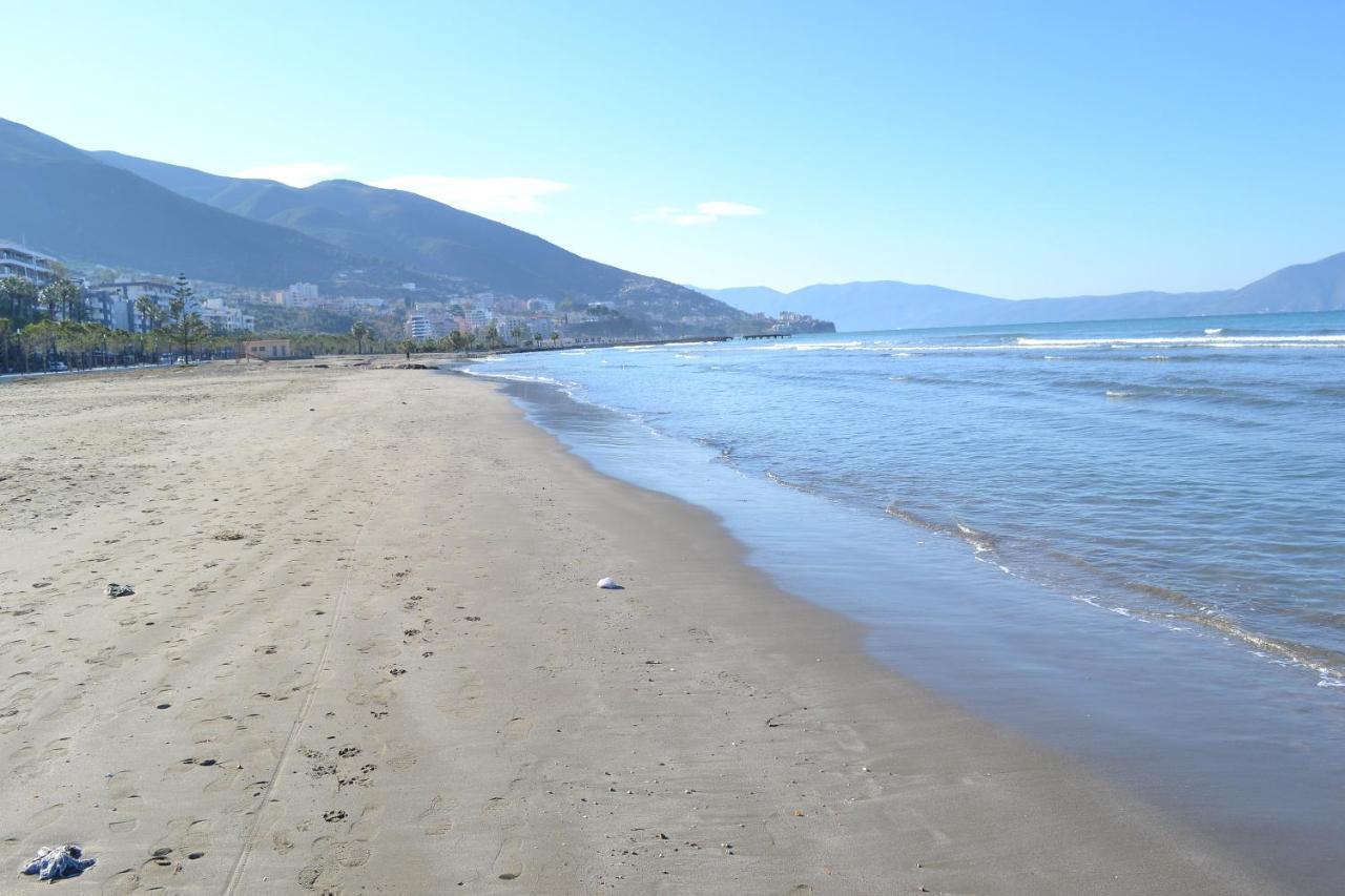 Seaview Gateway 2 Bedrooms Apartment & Garage Vlorë Екстериор снимка